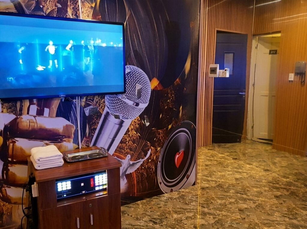 다낭 준코 가라오케 사진 2